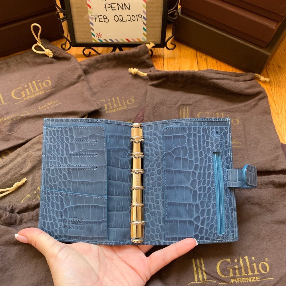 Gillio Blue/ silver rings matte croco
